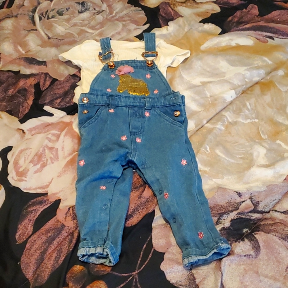 Overall and t-shirt set